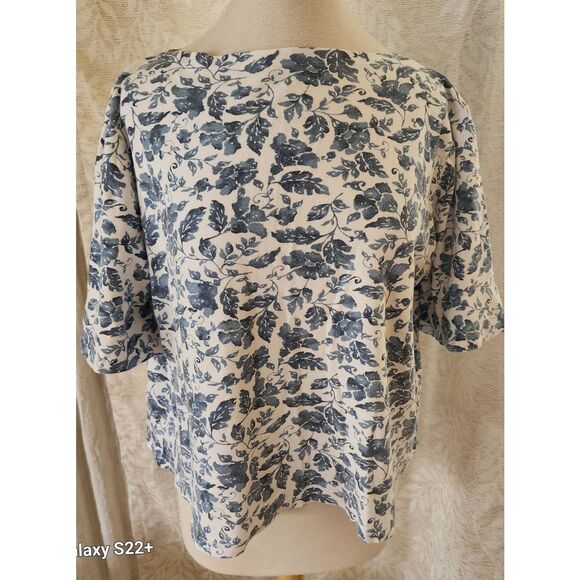 E0 Blue floral boatneck Tee - Picture 1 of 11